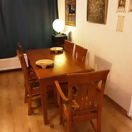 Luxurious 2 Bedroom Apartament